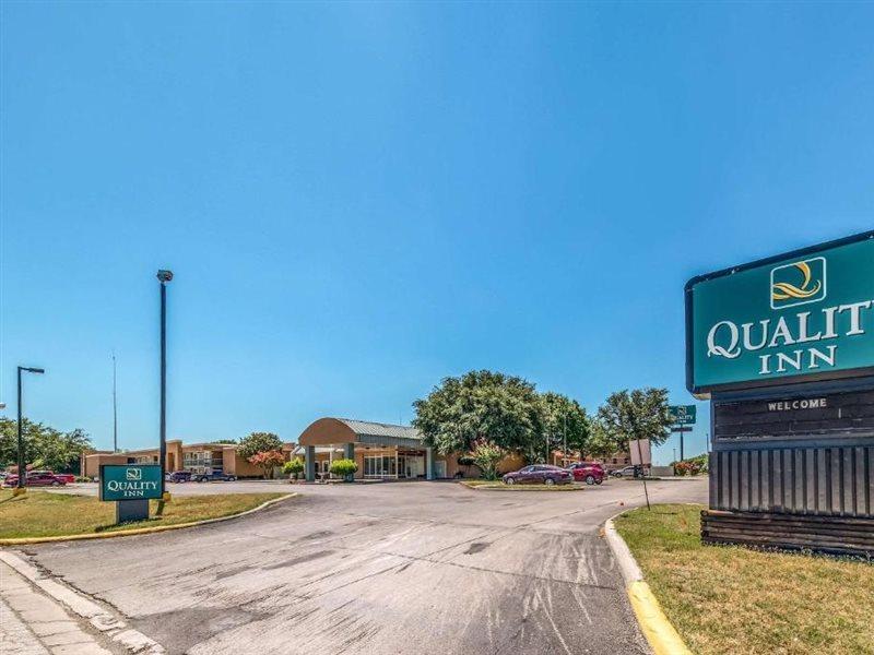 Quality Inn Gainesville Esterno foto